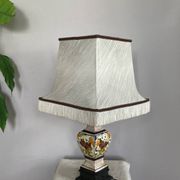 Lampe de salon en faïence façon craquelée décor fait main époque XXe
