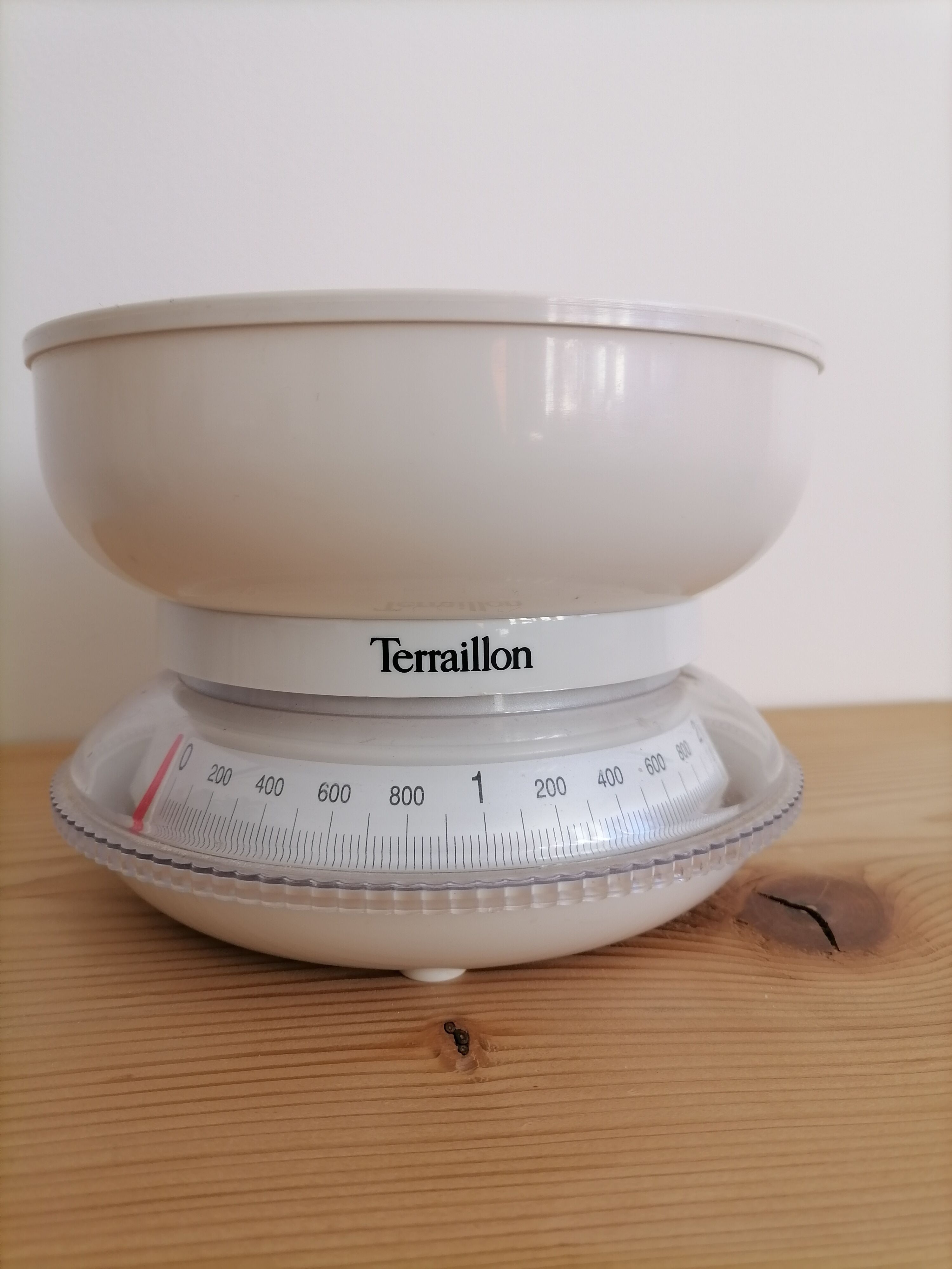 Vintage Terraillon scale