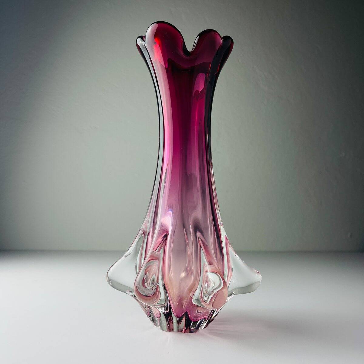 Chambord vase in vintage Murano glass by Fratelli Toso, Italy, 1960s.