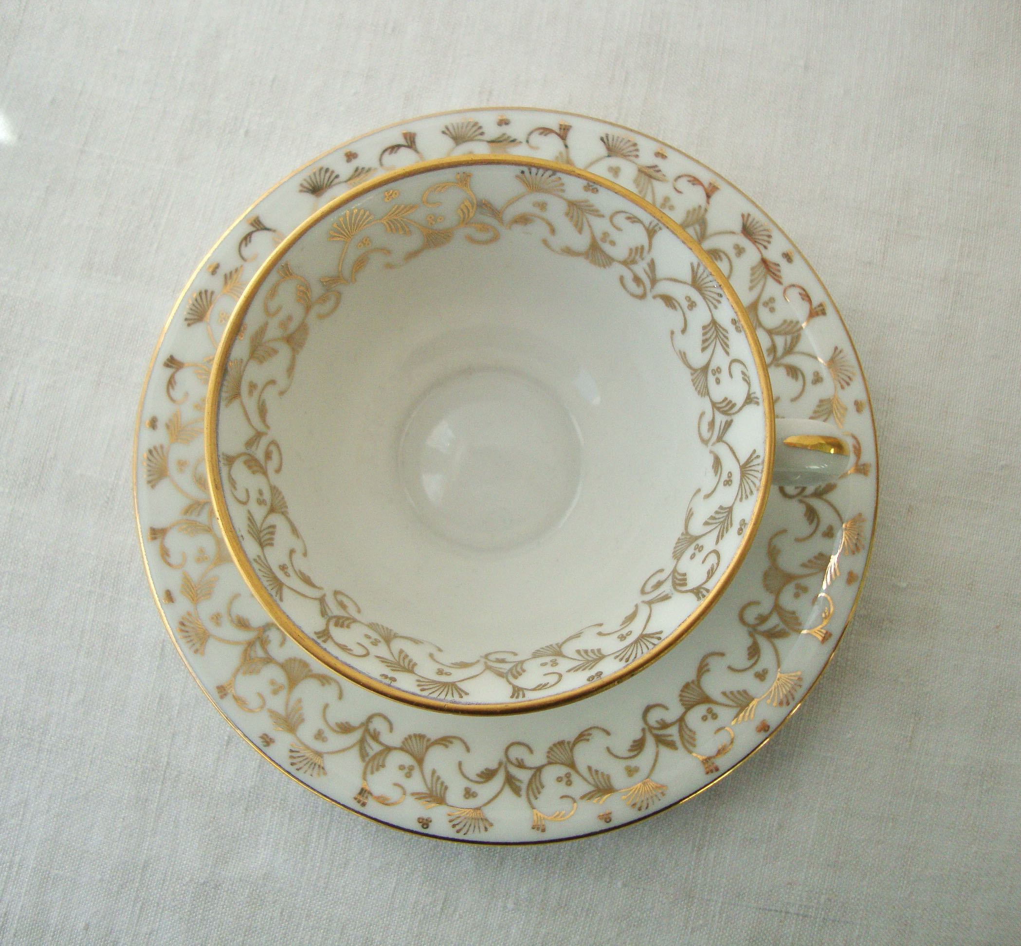 Porcelain coffee service for 12 people