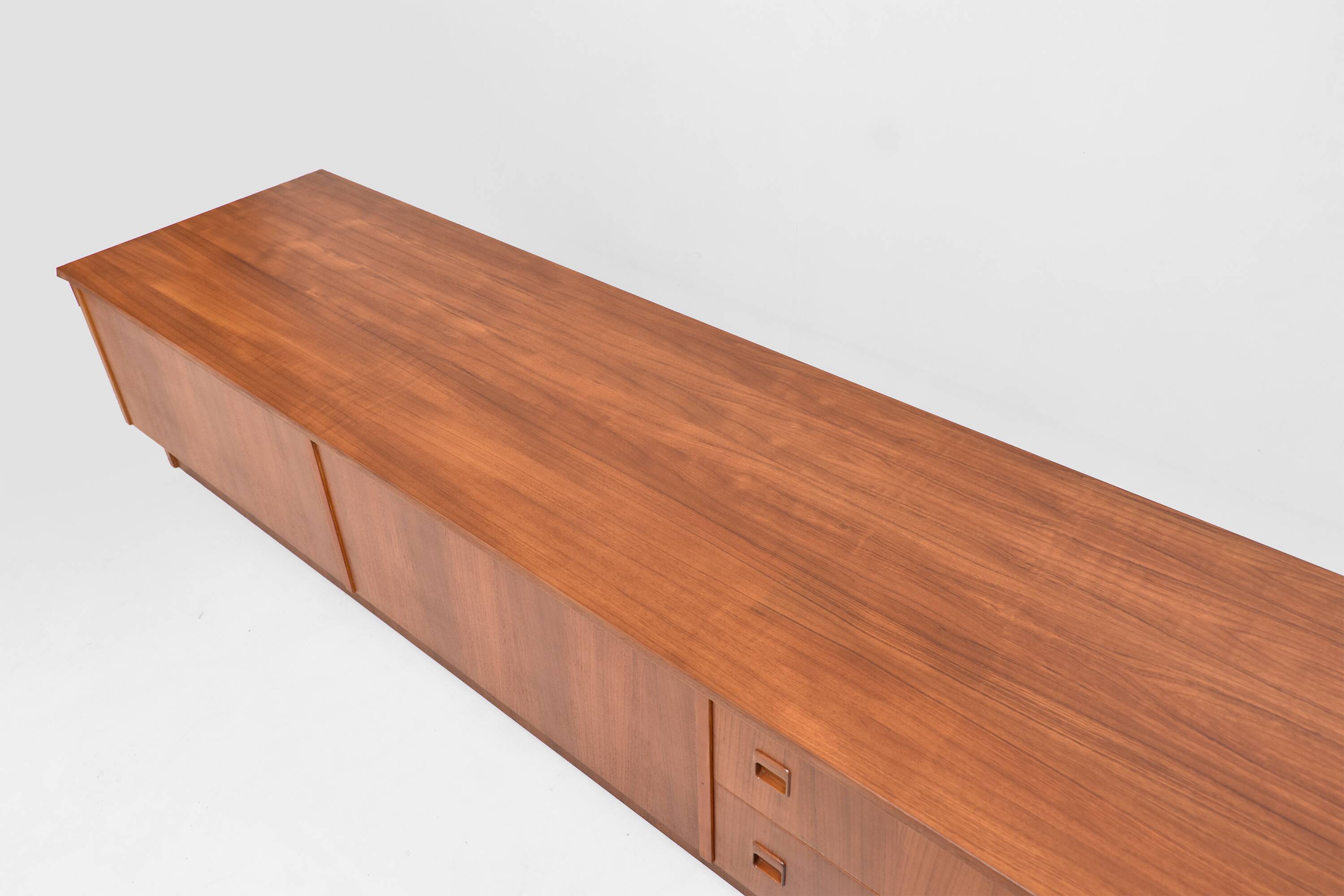 Enfilade basse style scandinave restaurée teck
