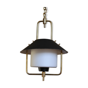 suspension moderniste