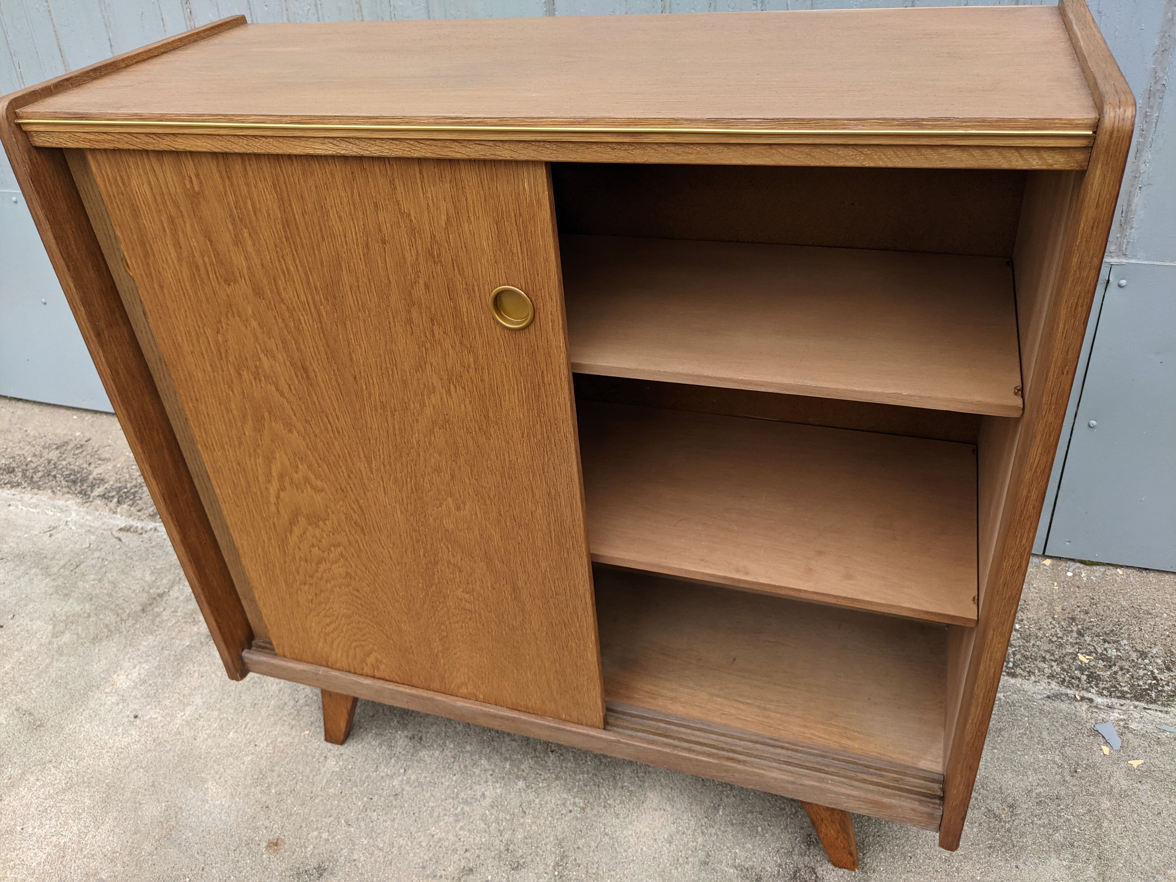 Low sideboard sliding doors