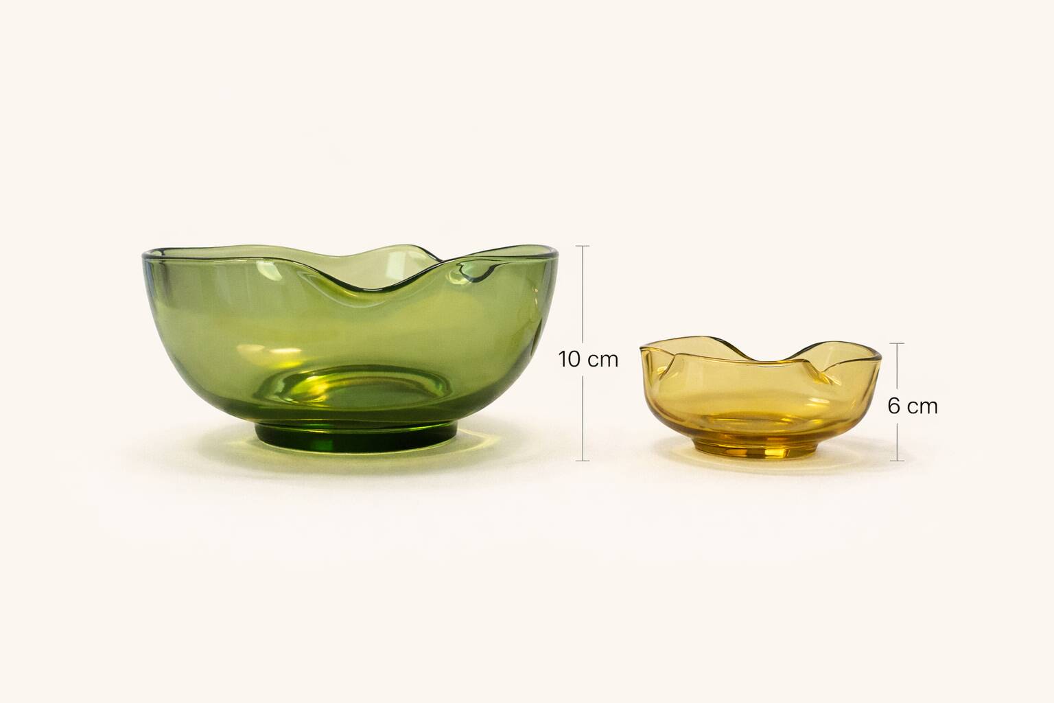 Vintage green and amber glass bowls – 1970s organic design from Canada