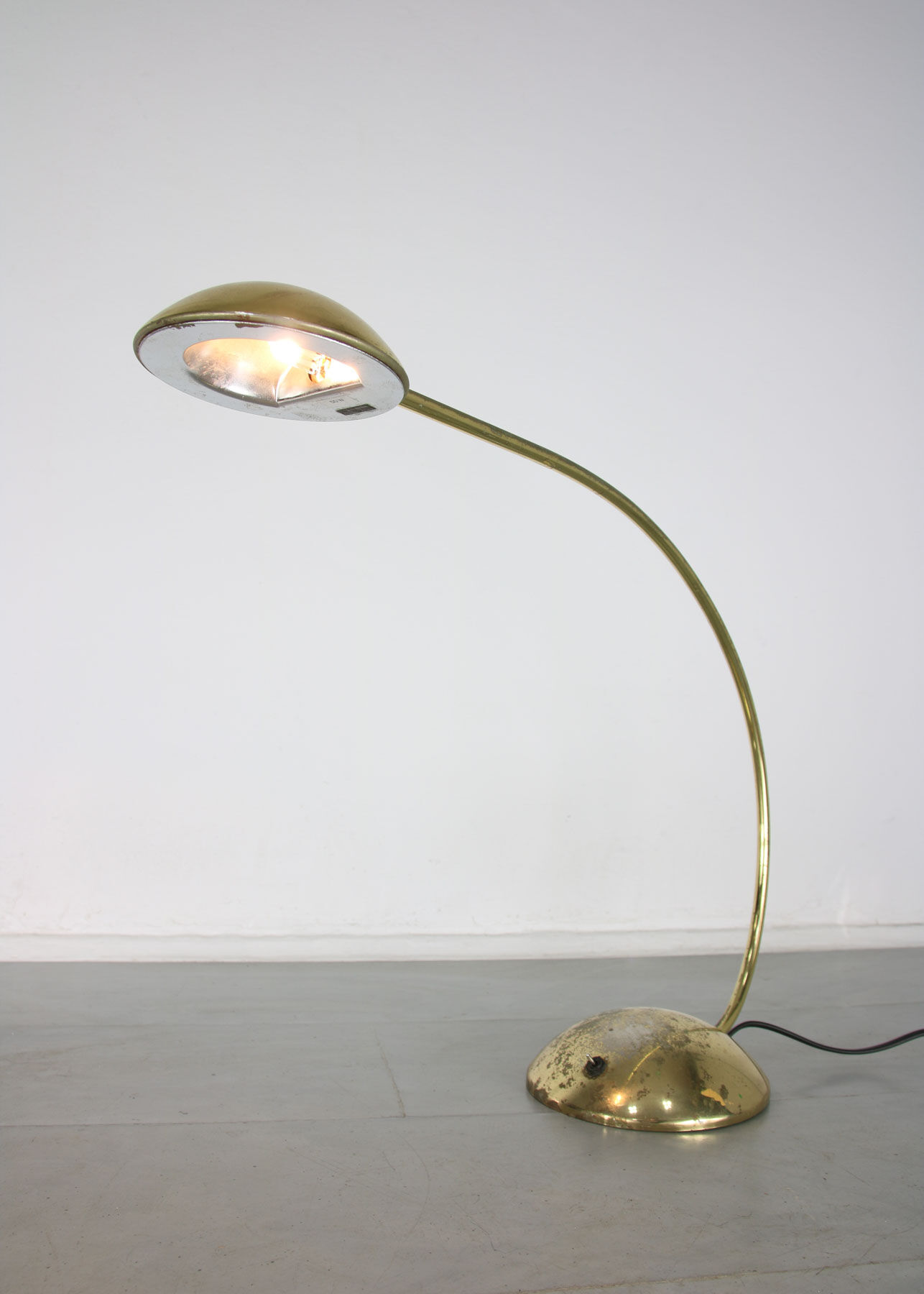 Vintage golden arc table lamp from meblo, 80s