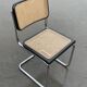 Chaise Cesca modèle b32 en chrome et noir par Marcel Breuer
