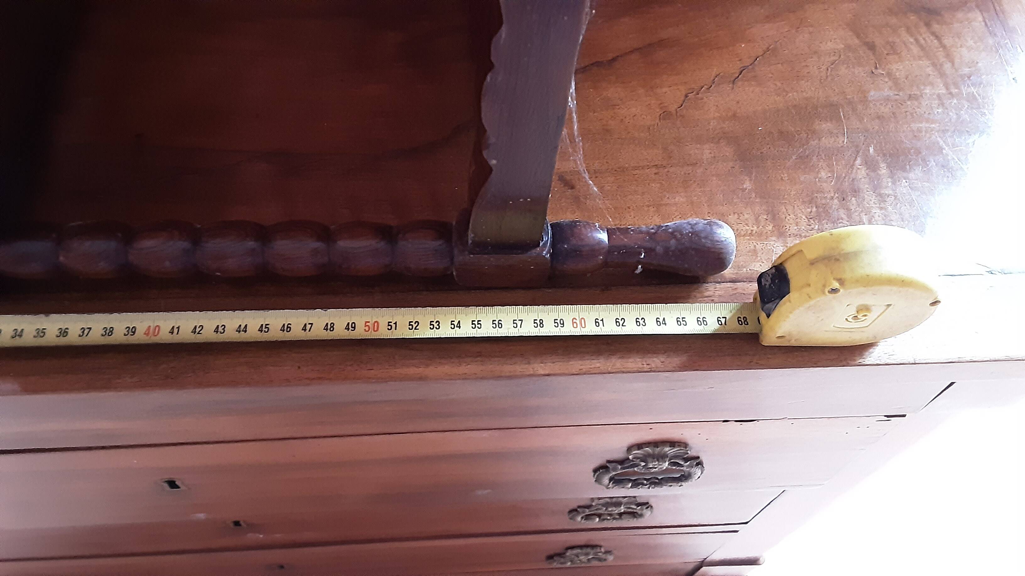 Petit meuble ancien 3 niveaux en bois