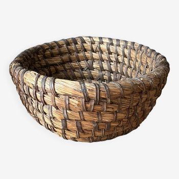 Round bread basket