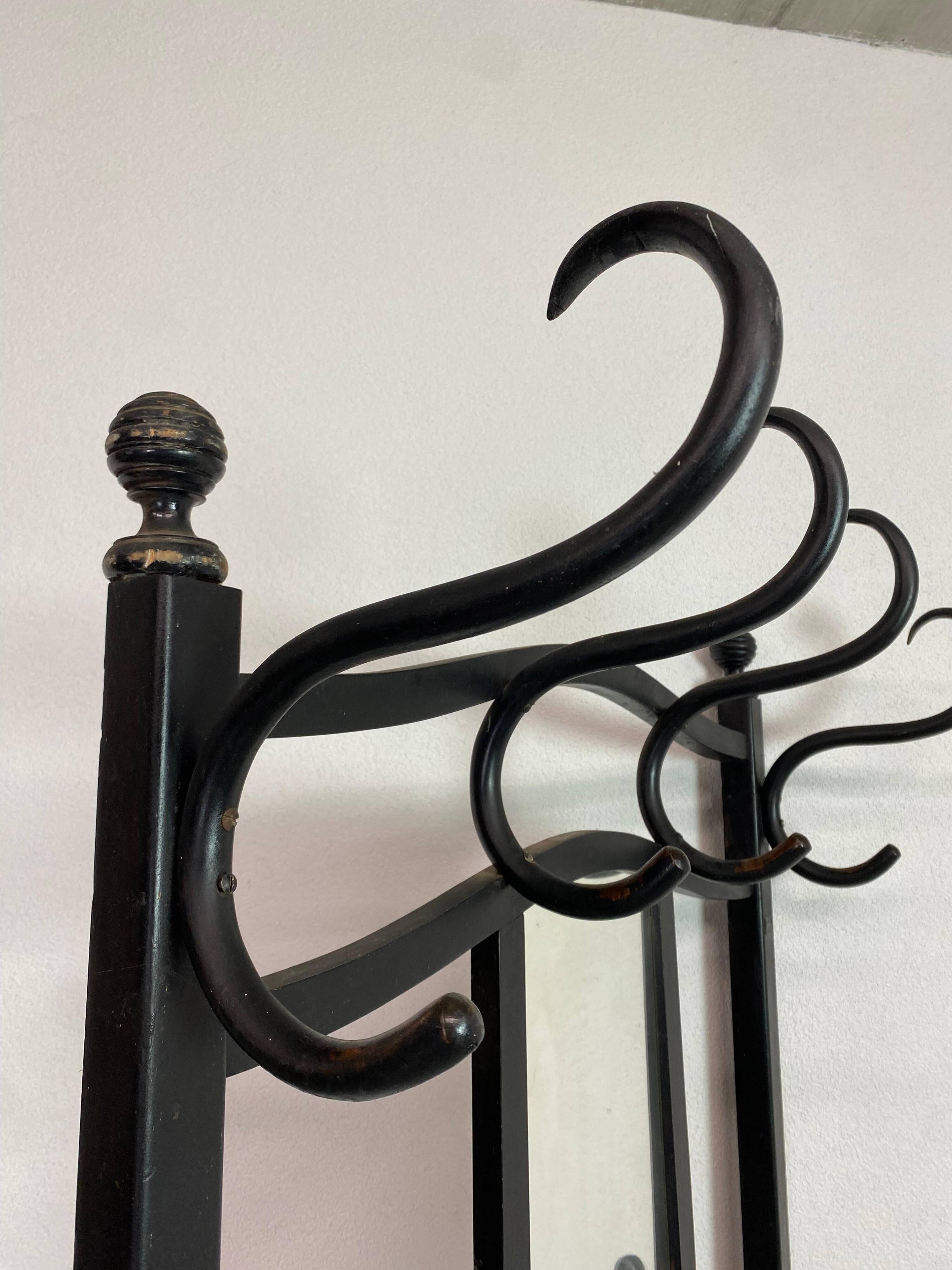 Wall coat rack no.905 by Thonet