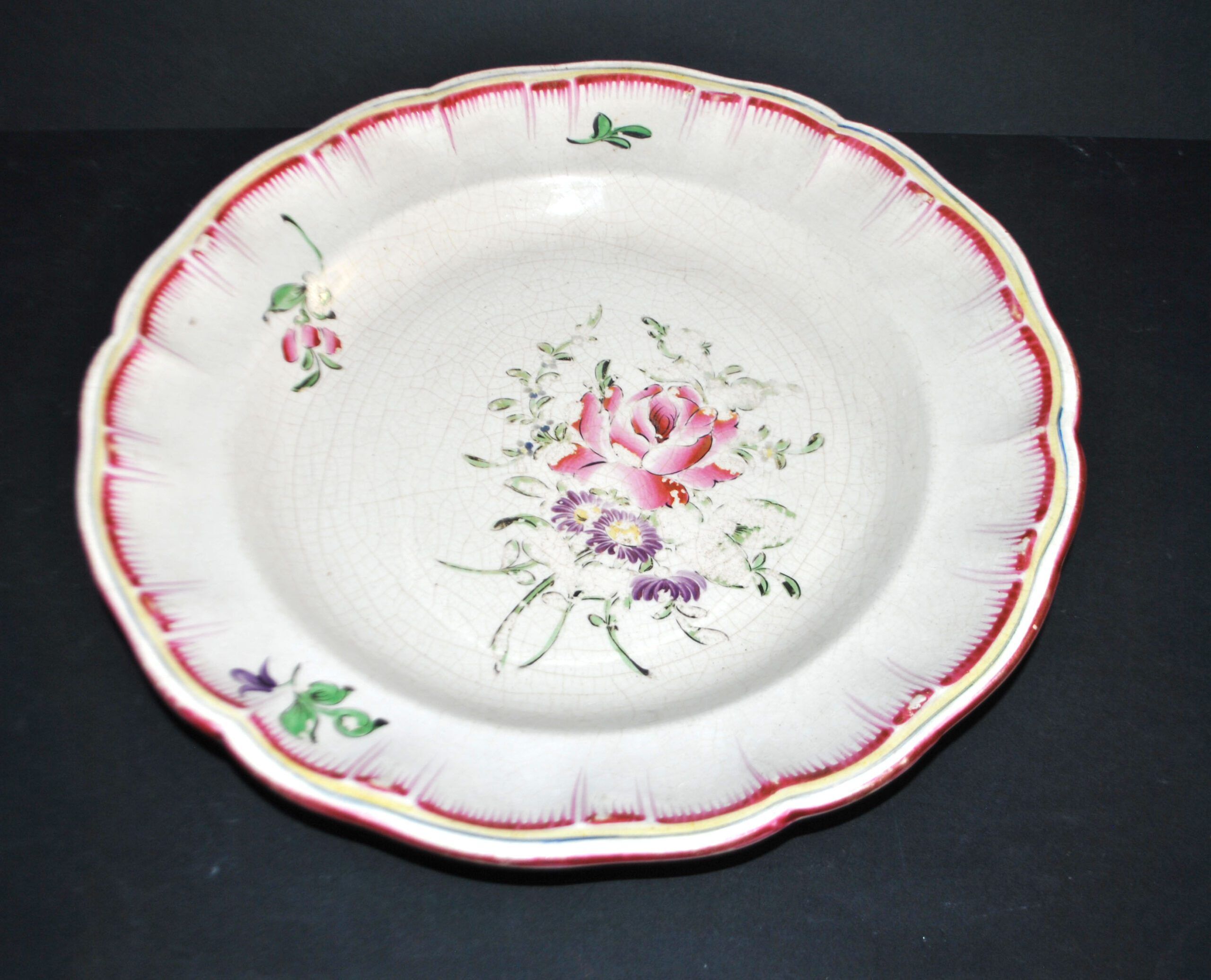 Flowered plate decoration street lamp old Strasbourg in faience signed KG Lunéville