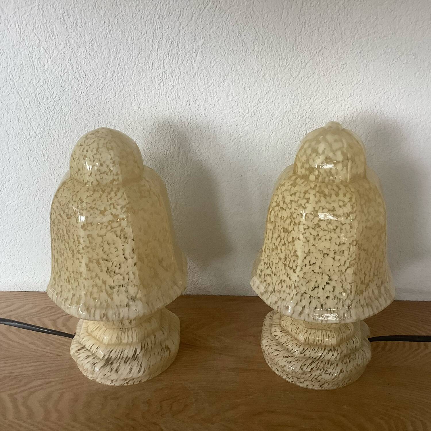 2 Art Deco Globe Lamps in Yellow Clichy Glass.