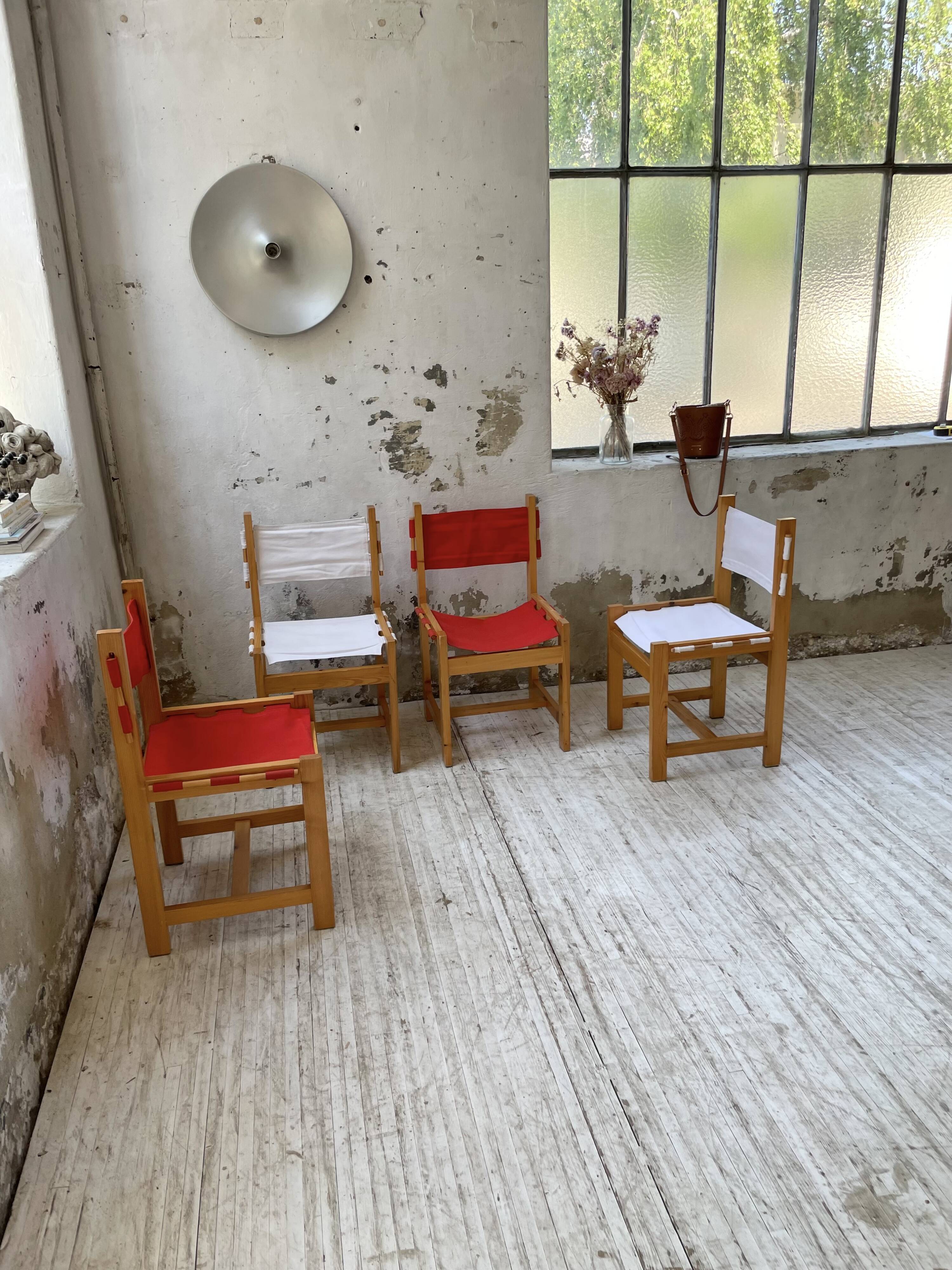 Set of 4 80s colored pine chairs