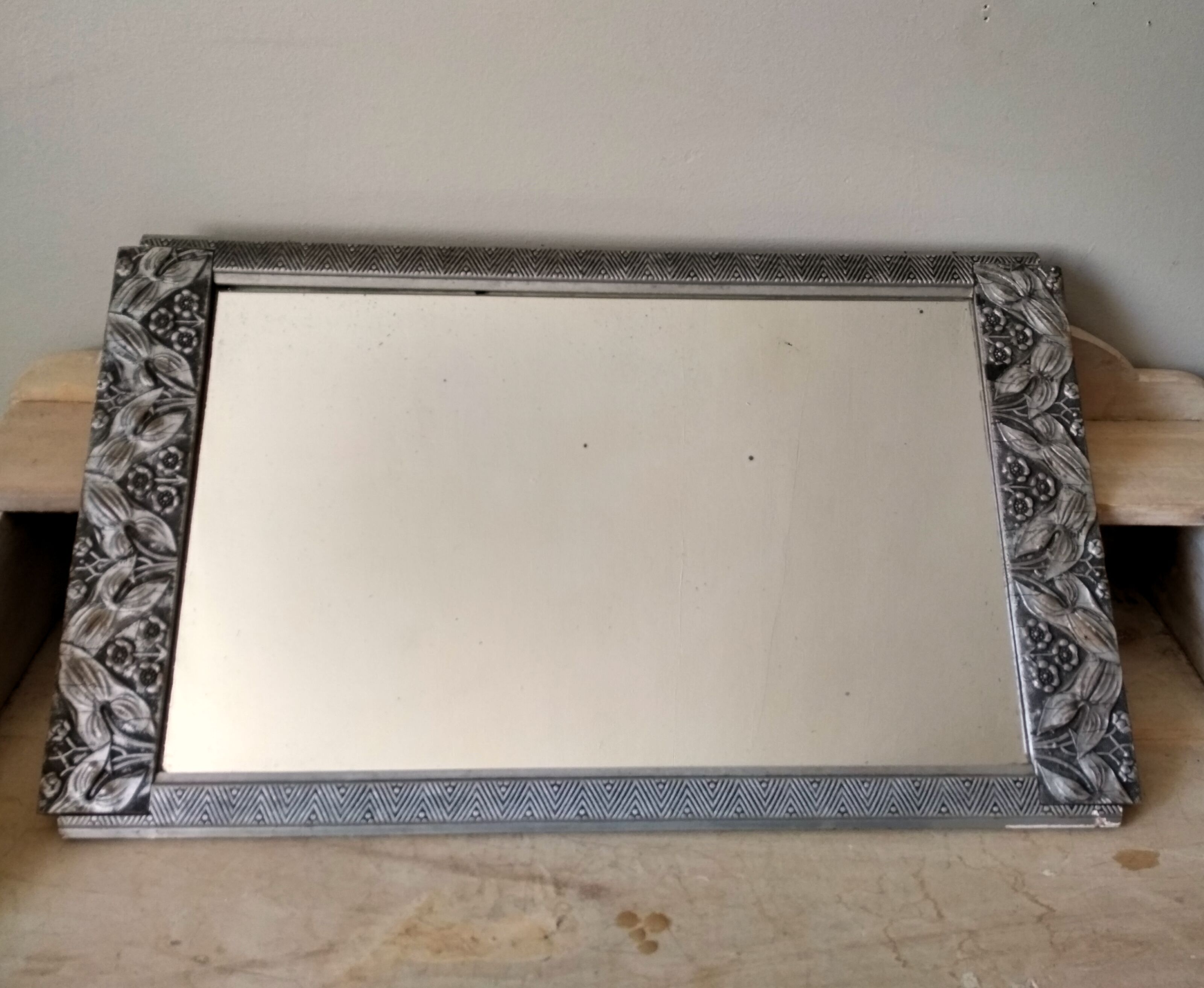 Mirror Art Deco silvered-frame wood and silver mouldings-rectangular ice years 1930 36x59cm