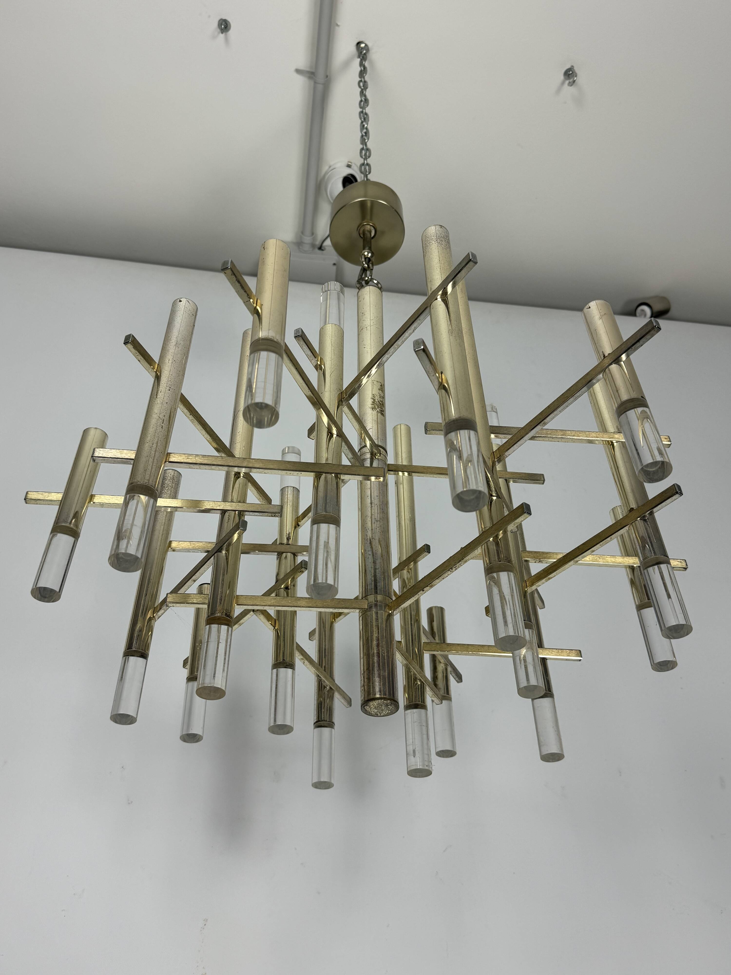 Sciolari 15 lights slight gilded chrome and perspex Chandelier model Ice, Italy 60s