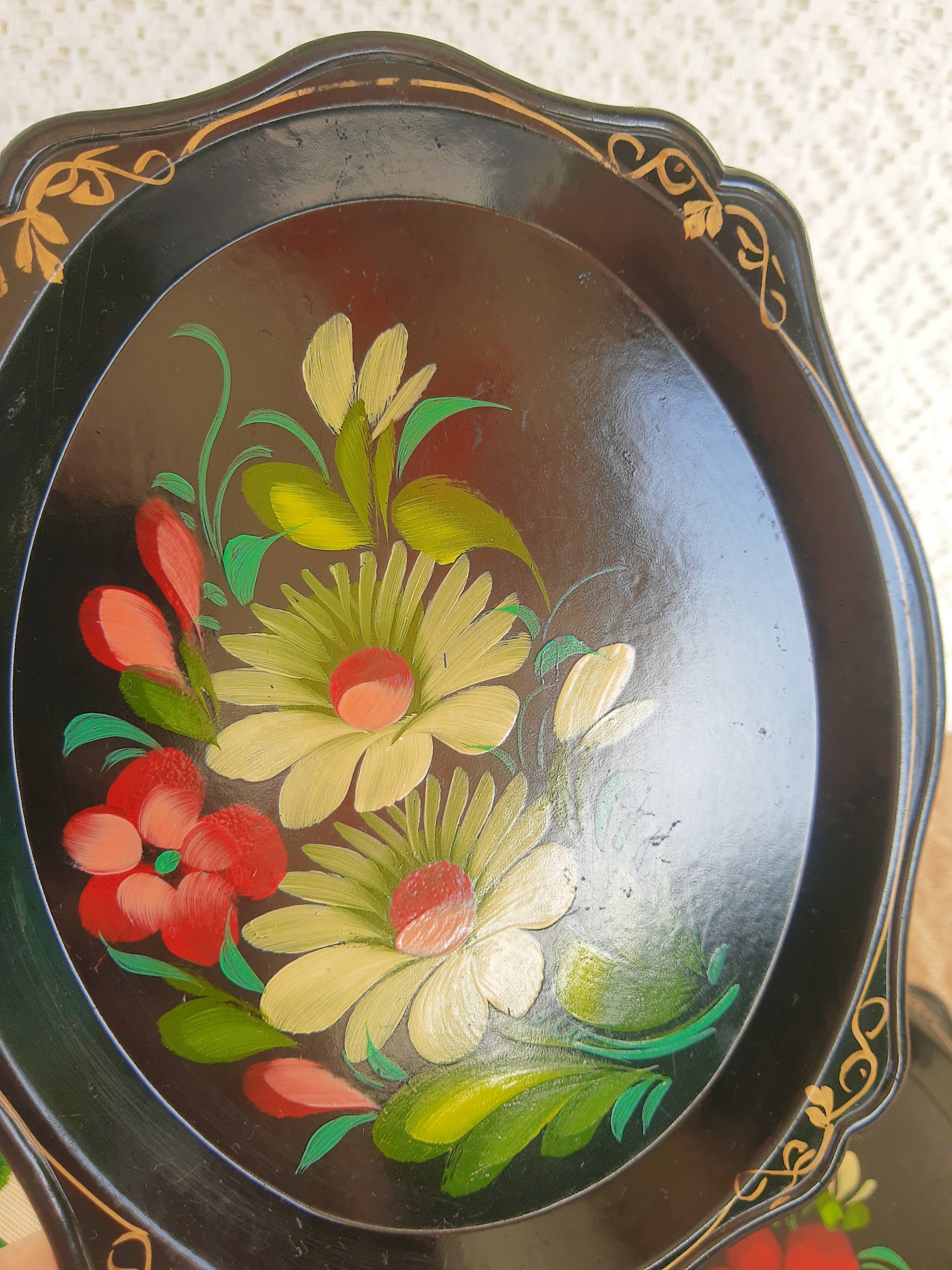 Set of 3 plastic trays vintage Russian flowers