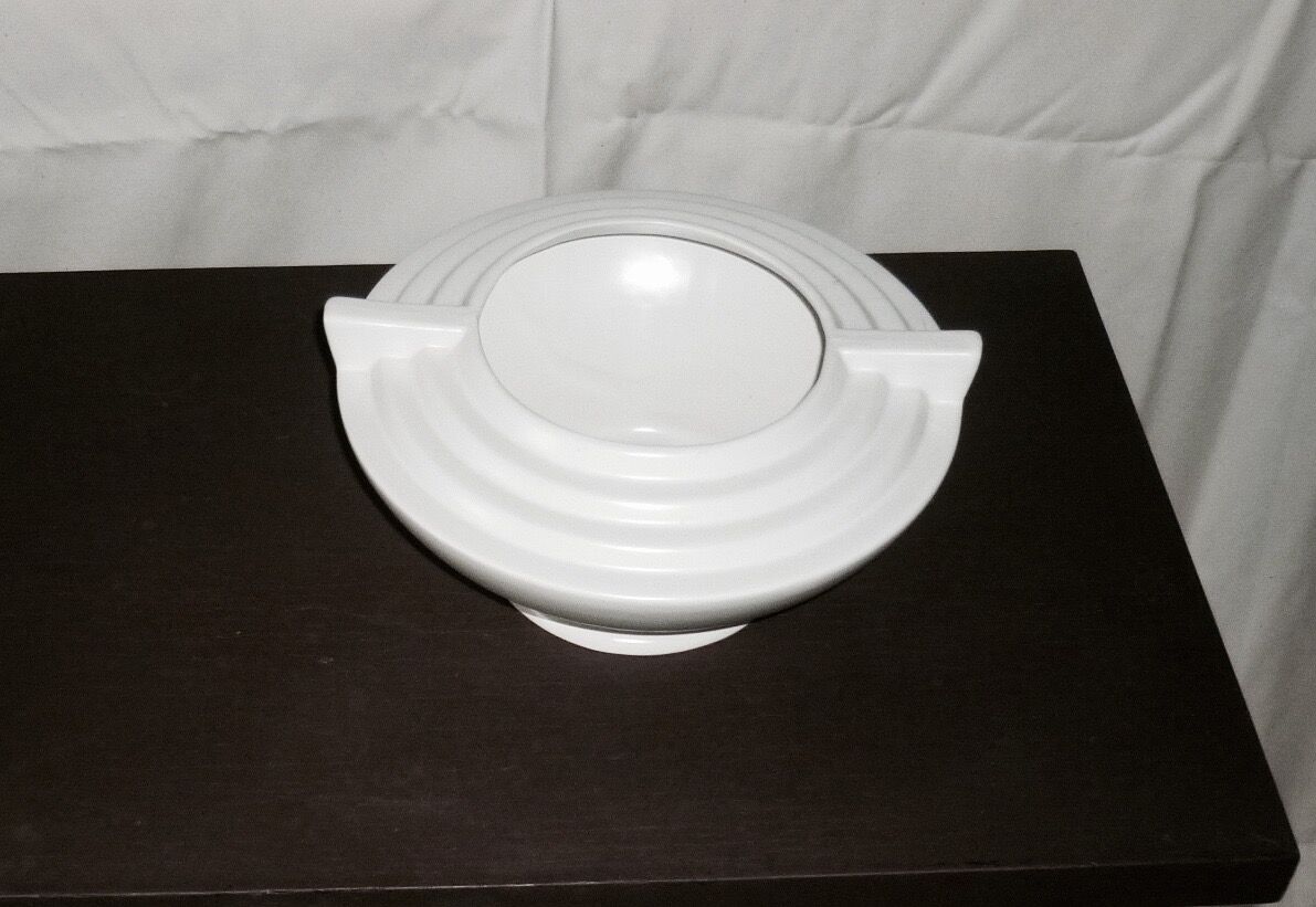 Beige ceramic vase What's