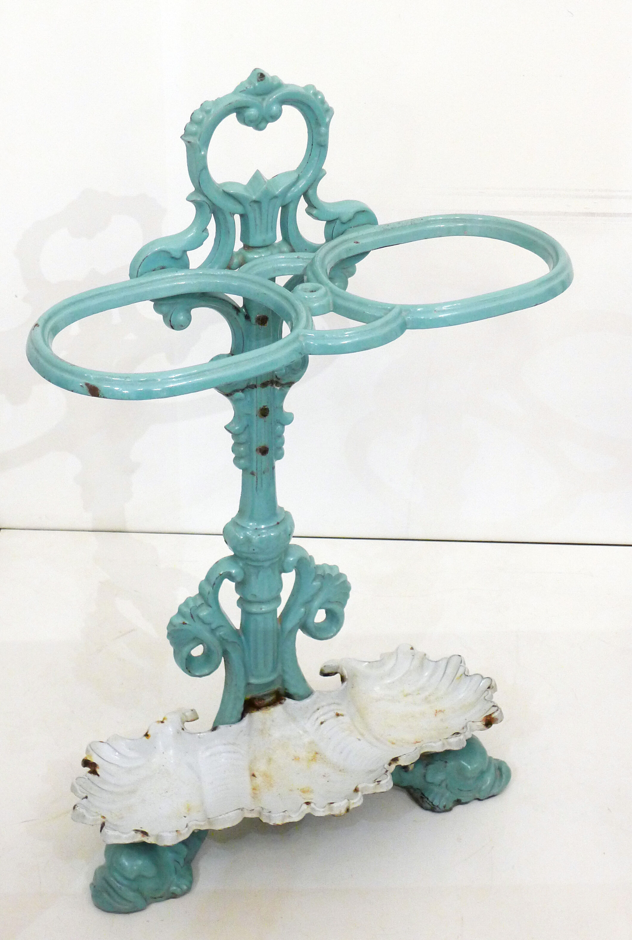 Enamelled cast iron umbrella holder