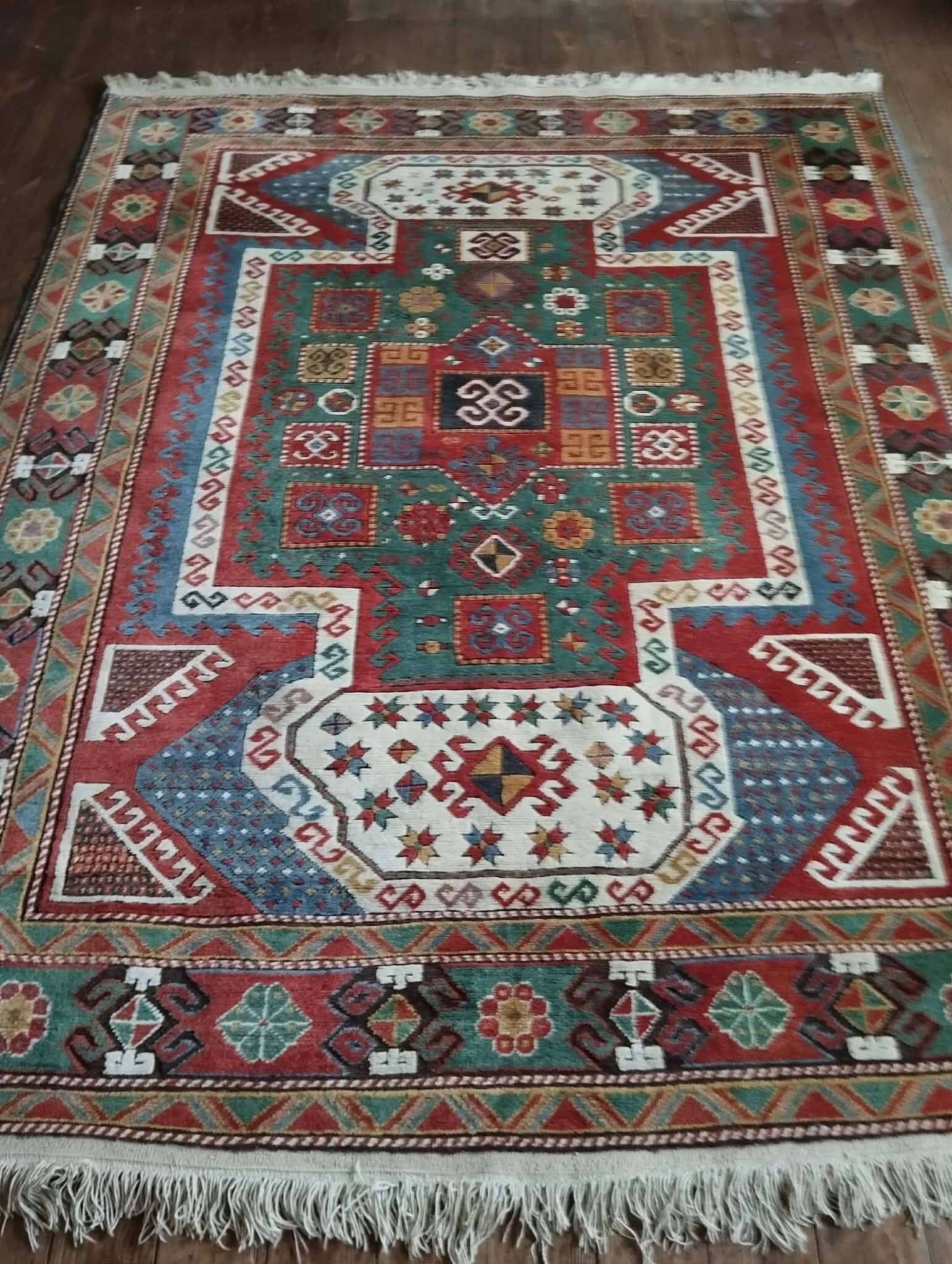 Handmade Caucasian Derbent rug 214x172cm