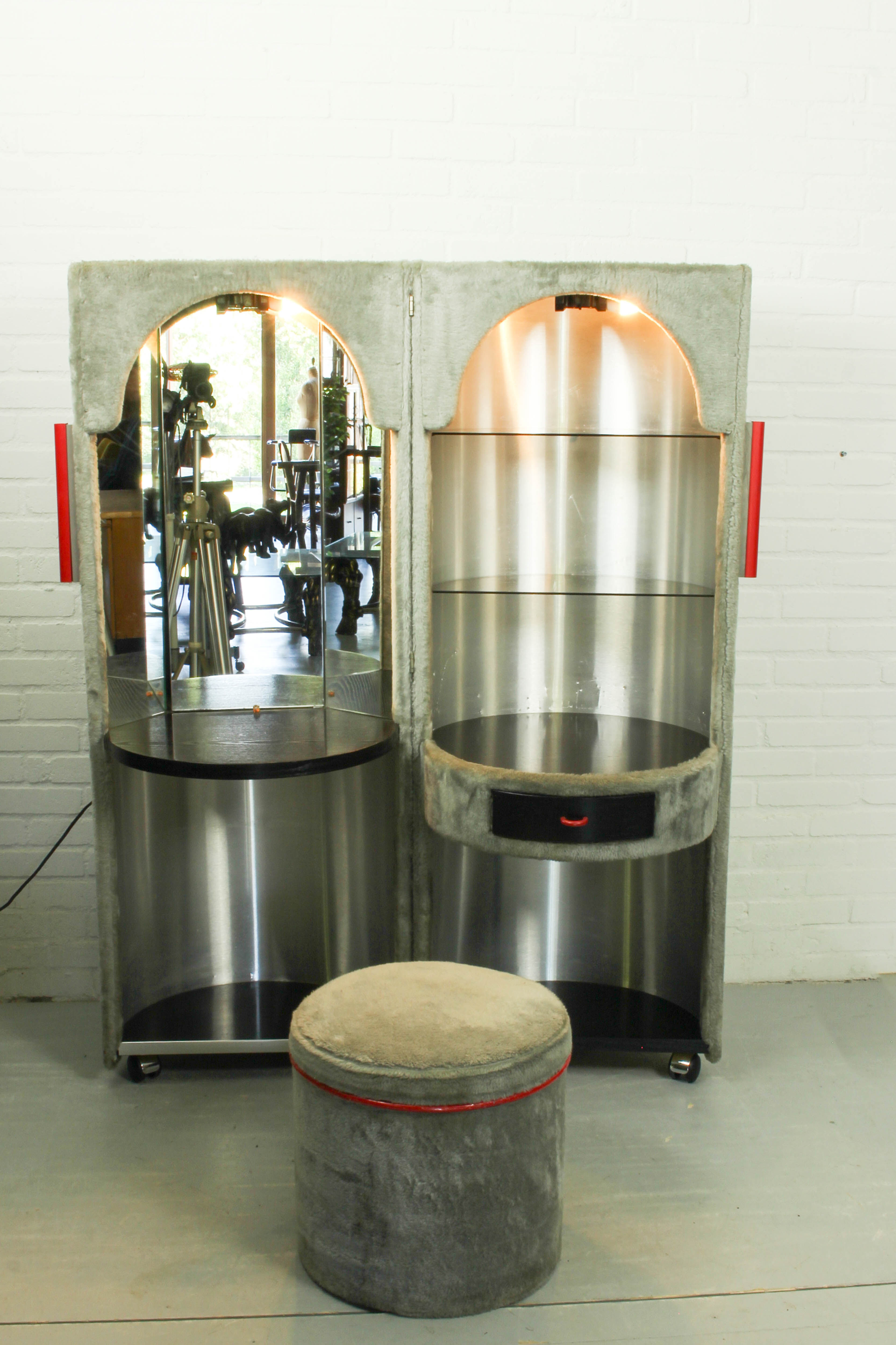 Coiffeuse distribuée par Roche Bobois