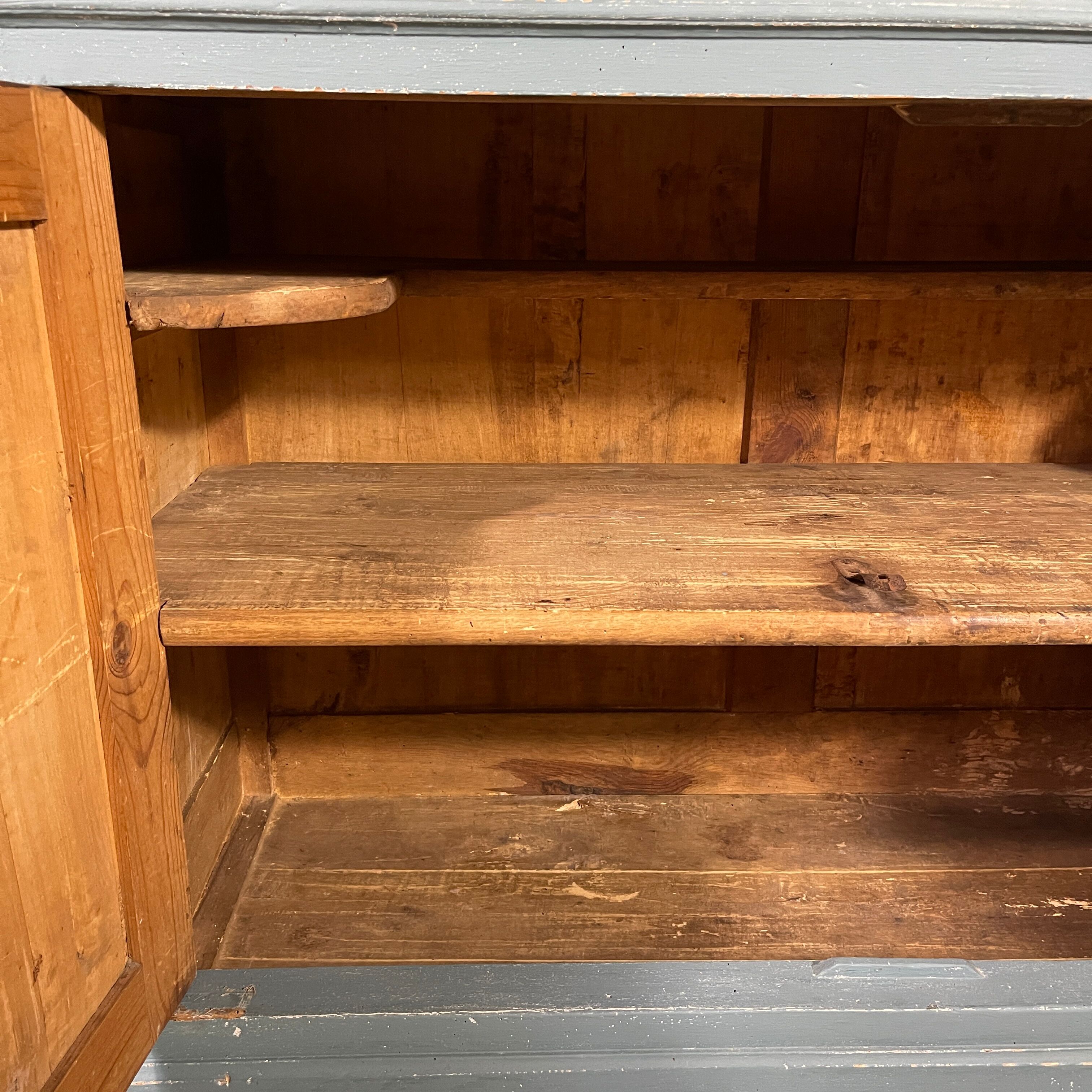 Vaisselier early XXth