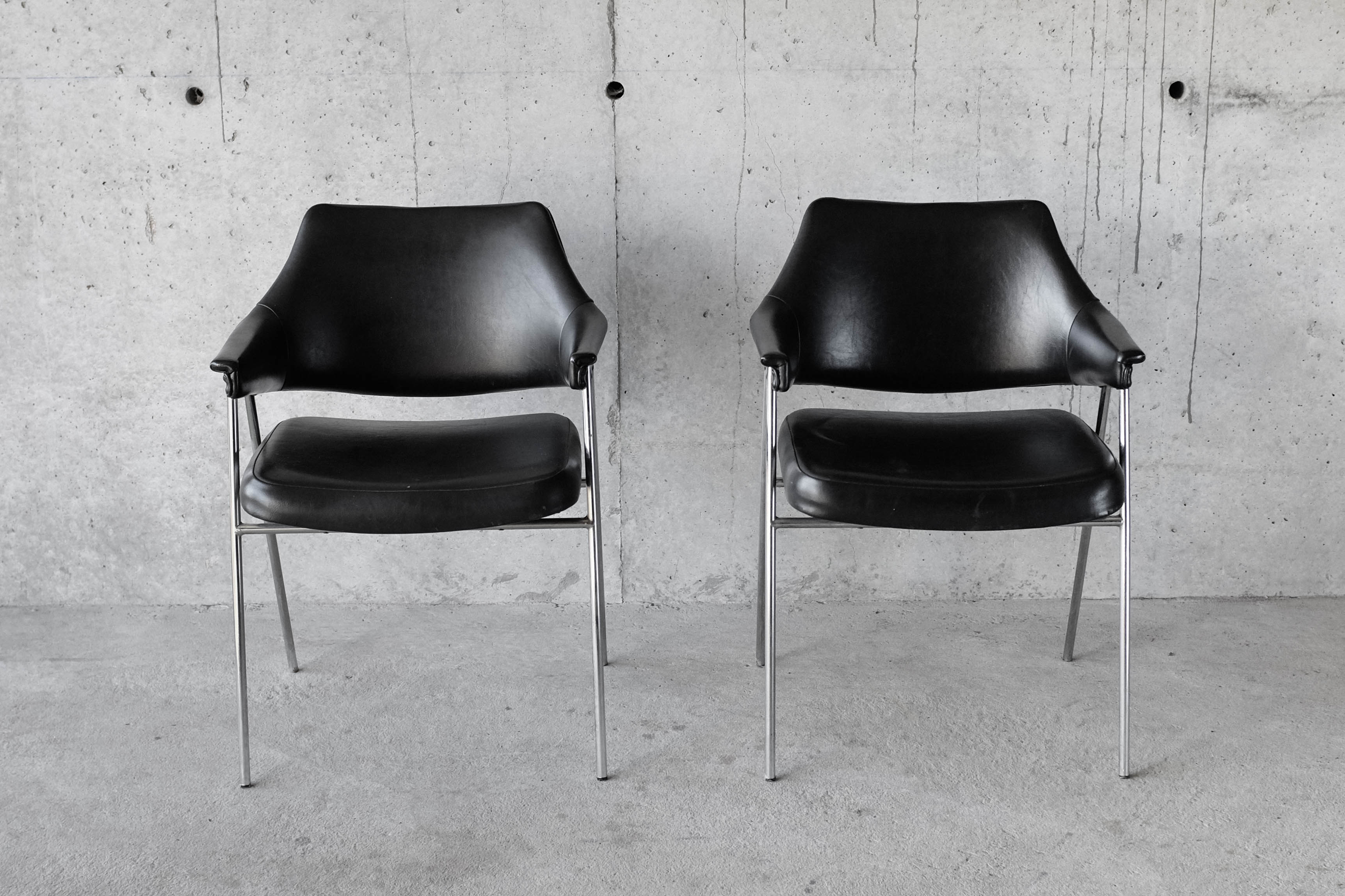Pair of armchairs 1960