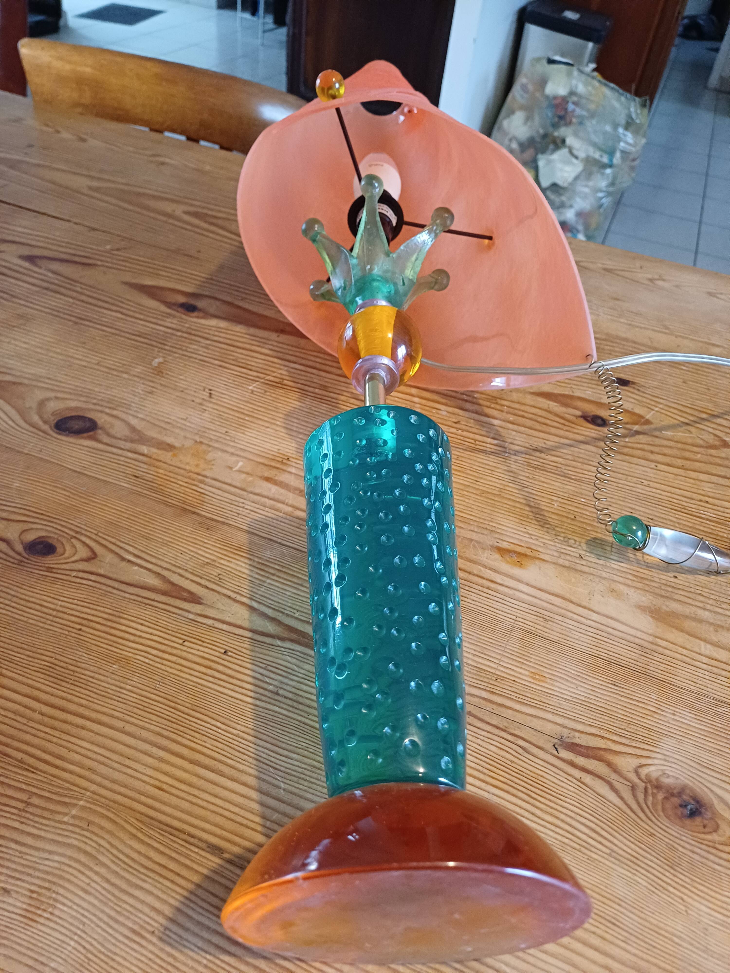 Lampe vintage plastique