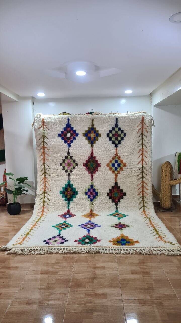 Moroccan Beni Ouarain Rug with Multi-Colored Diamond Patterns – Hand Woven Wool Rug
