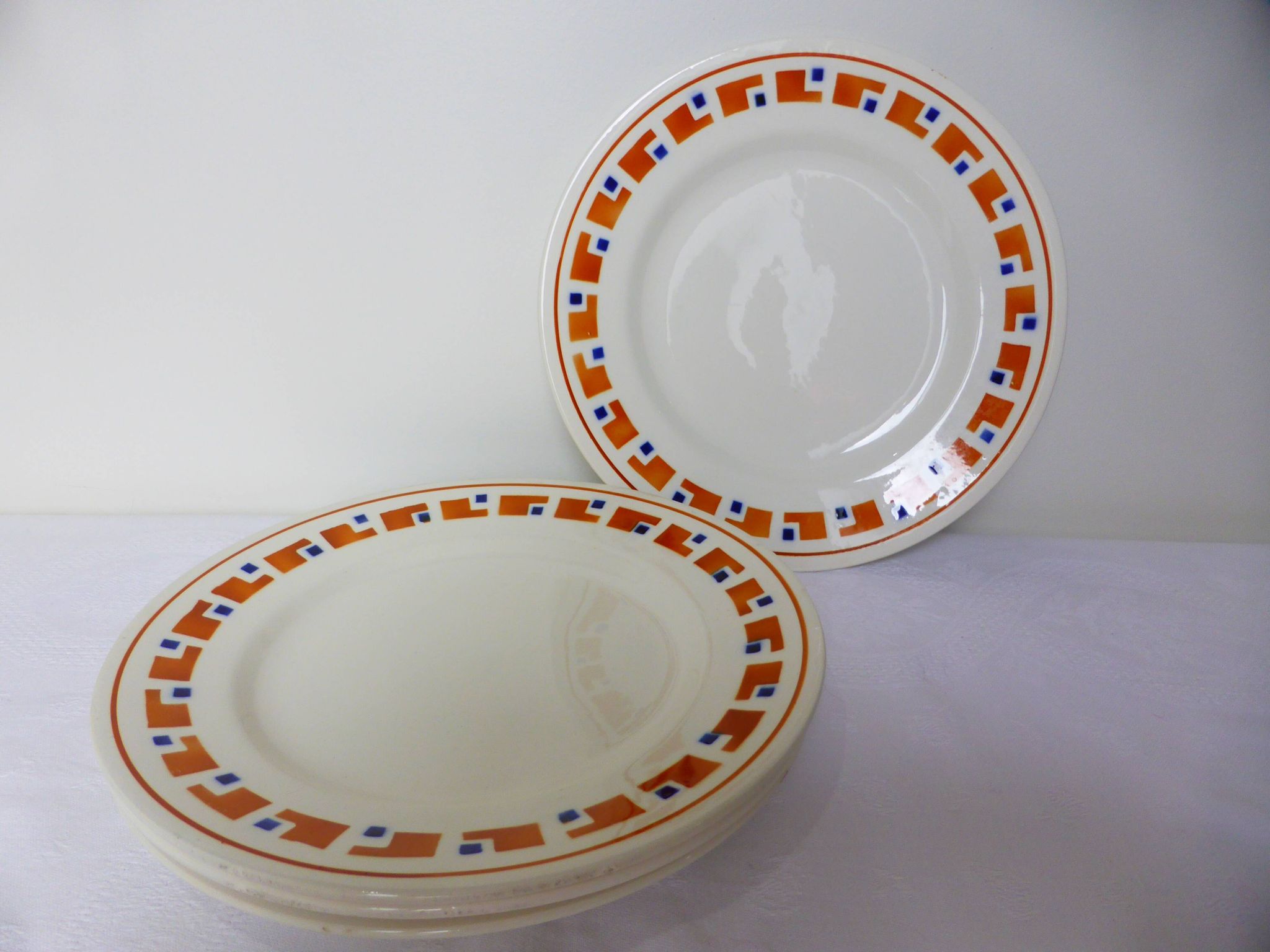 4 flat plates in iron earth of the Salins model Lucette