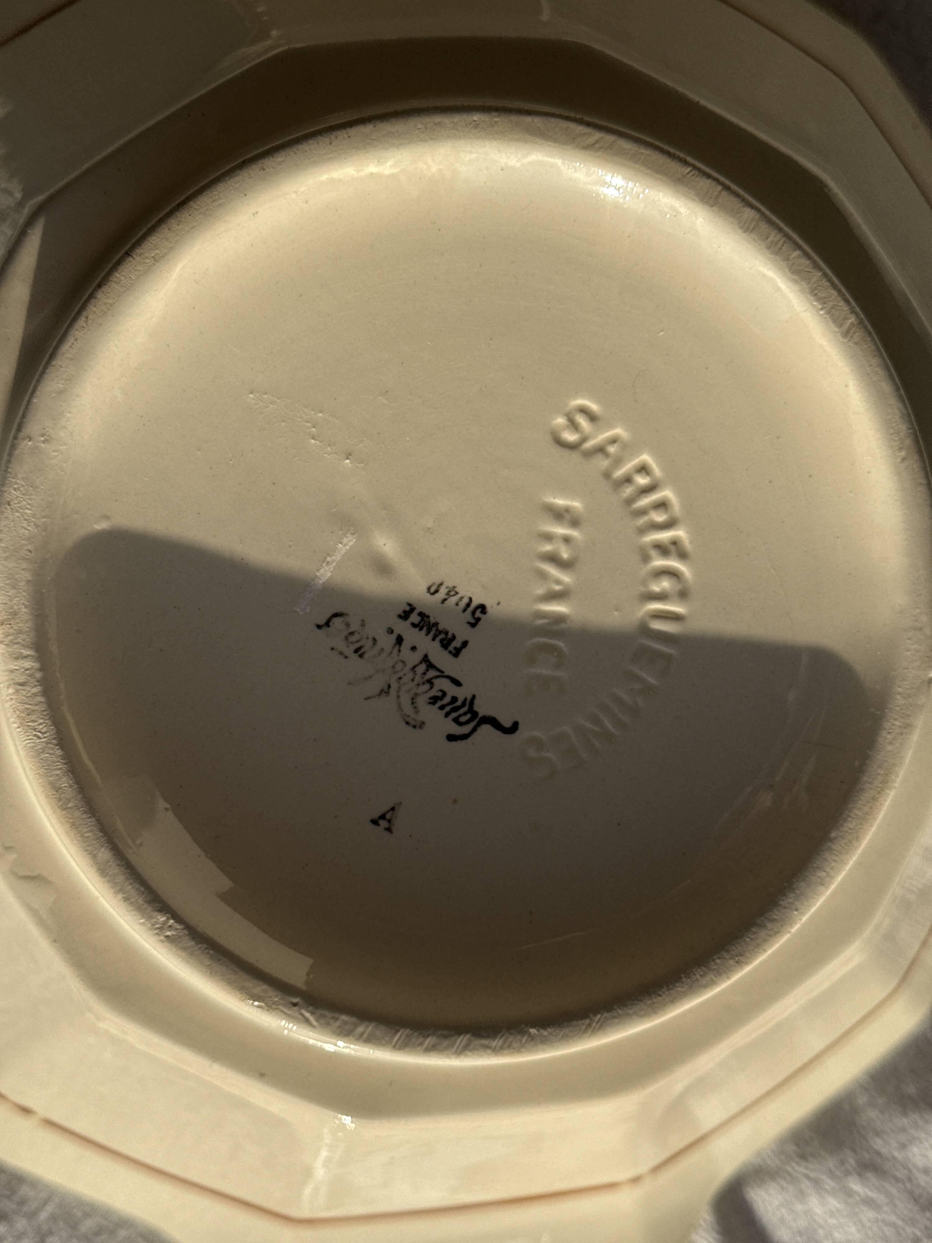 Antique Sarreguemines soup tureen with lid, rose pattern, D33 H28.