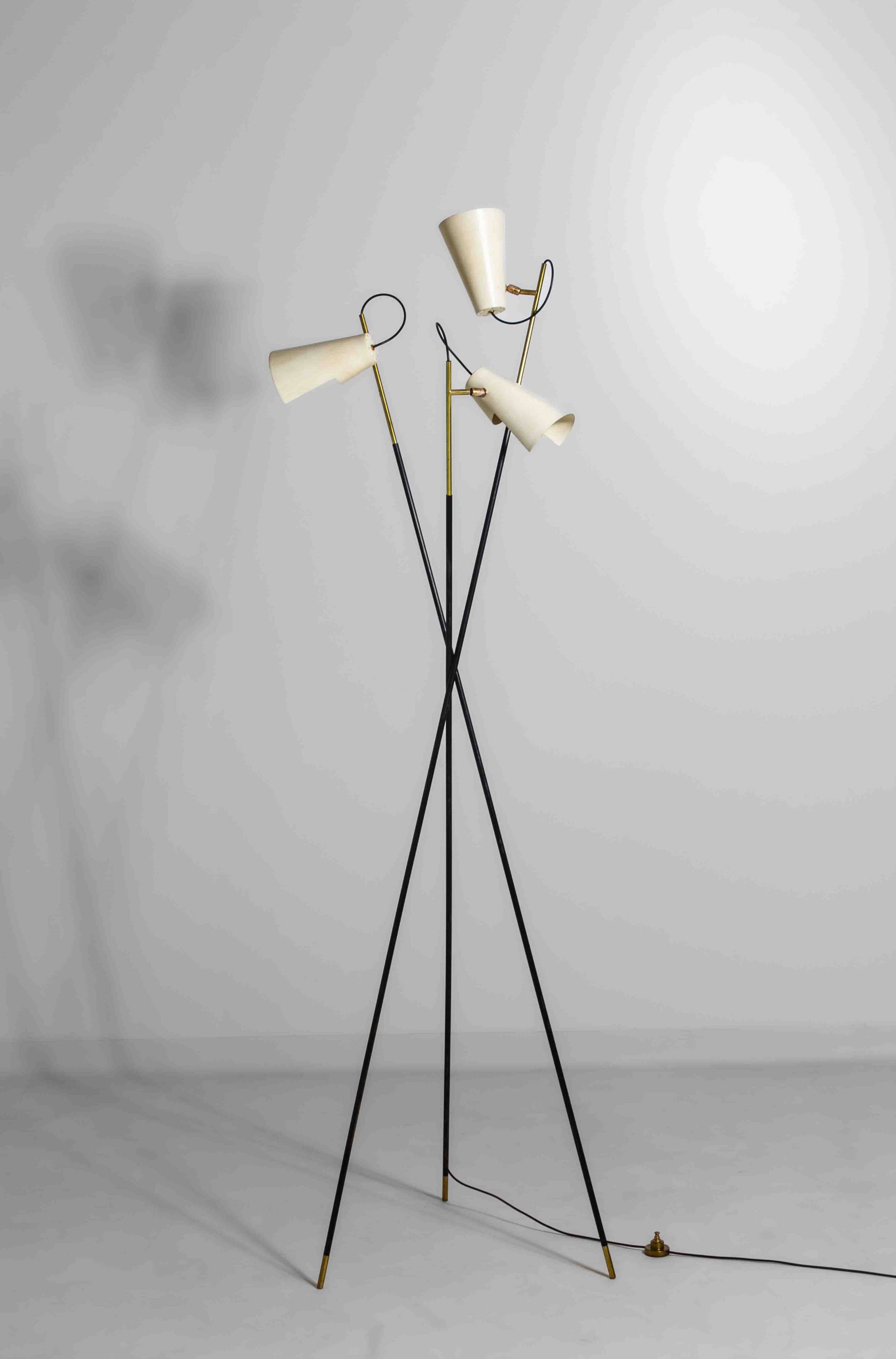 Unique tripod floor lamp by Stilnovo with white shades, Italy 1960s