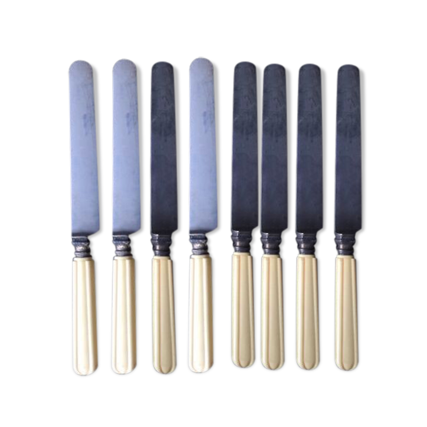 Set of 8 large turret knives paris steel blade handle horn monogrammed
