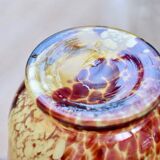 Vase en verre moucheté