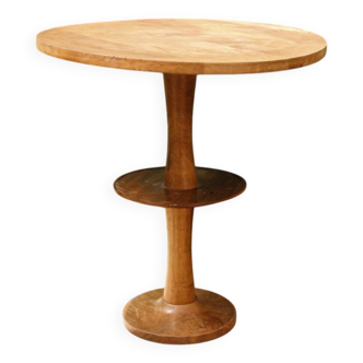 Turned wooden pedestal table