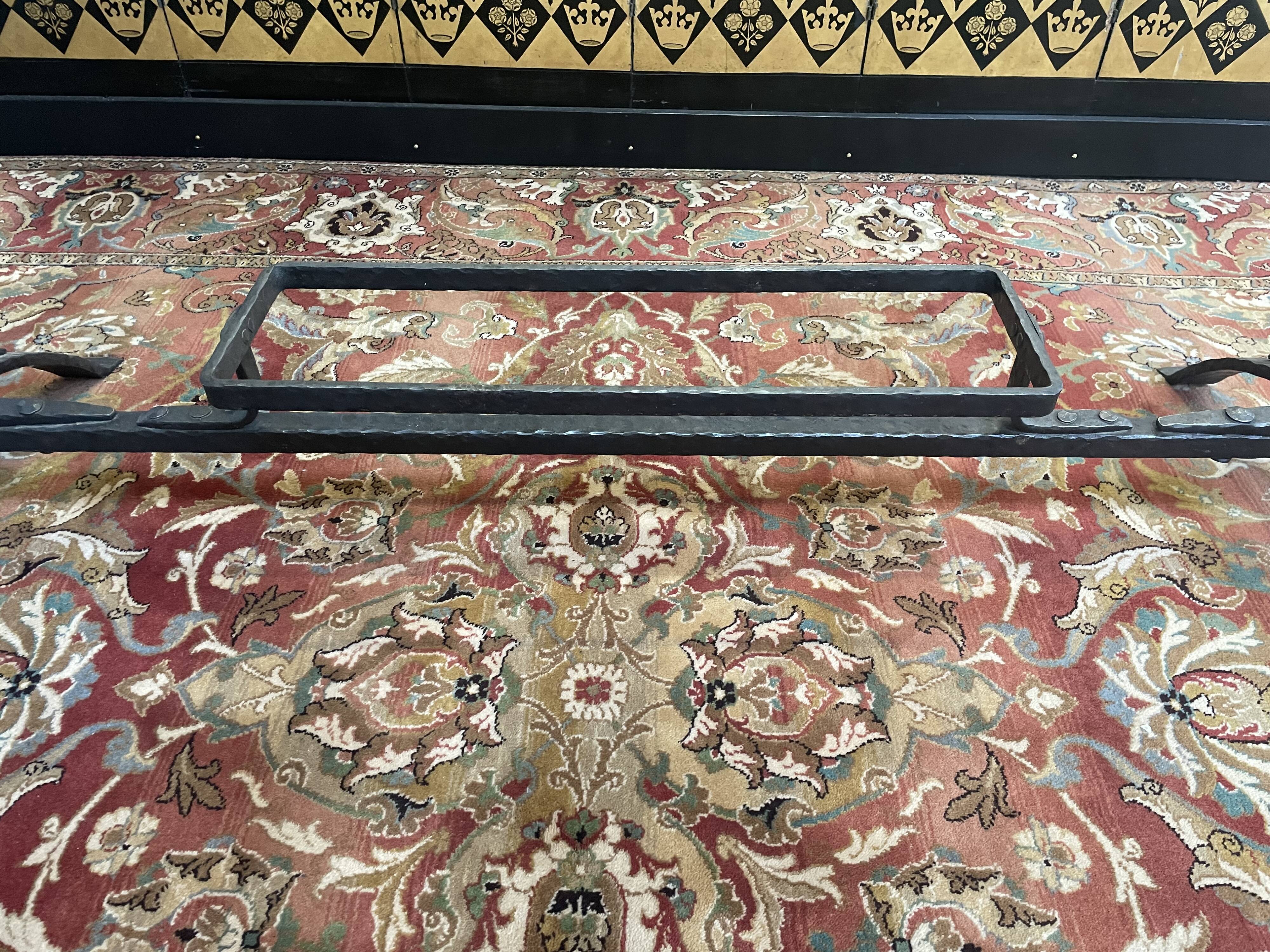 Dining table in wrought iron and glass