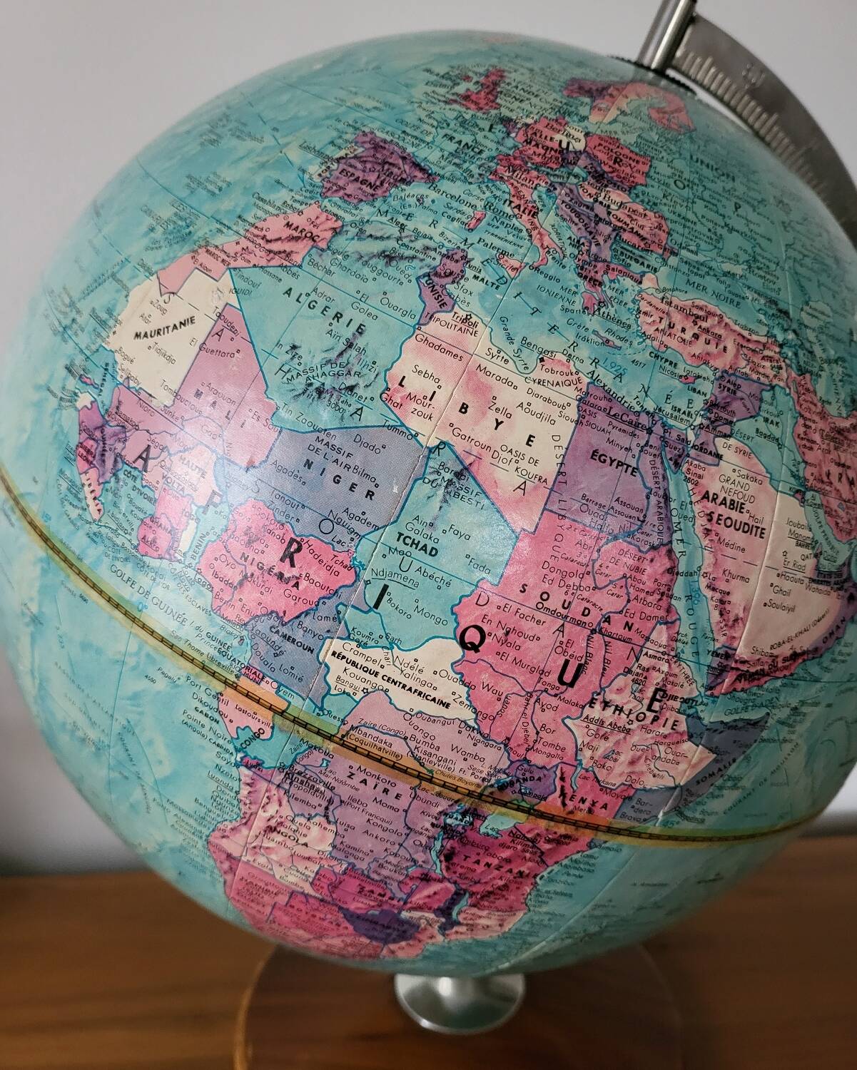 Earth globe scan stereo globe relief