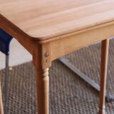 Small old side or children's table