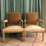 Pair of chairs to queen Louis XVI style