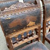4 Henri II chairs in solid wood and leather from the 19th century.