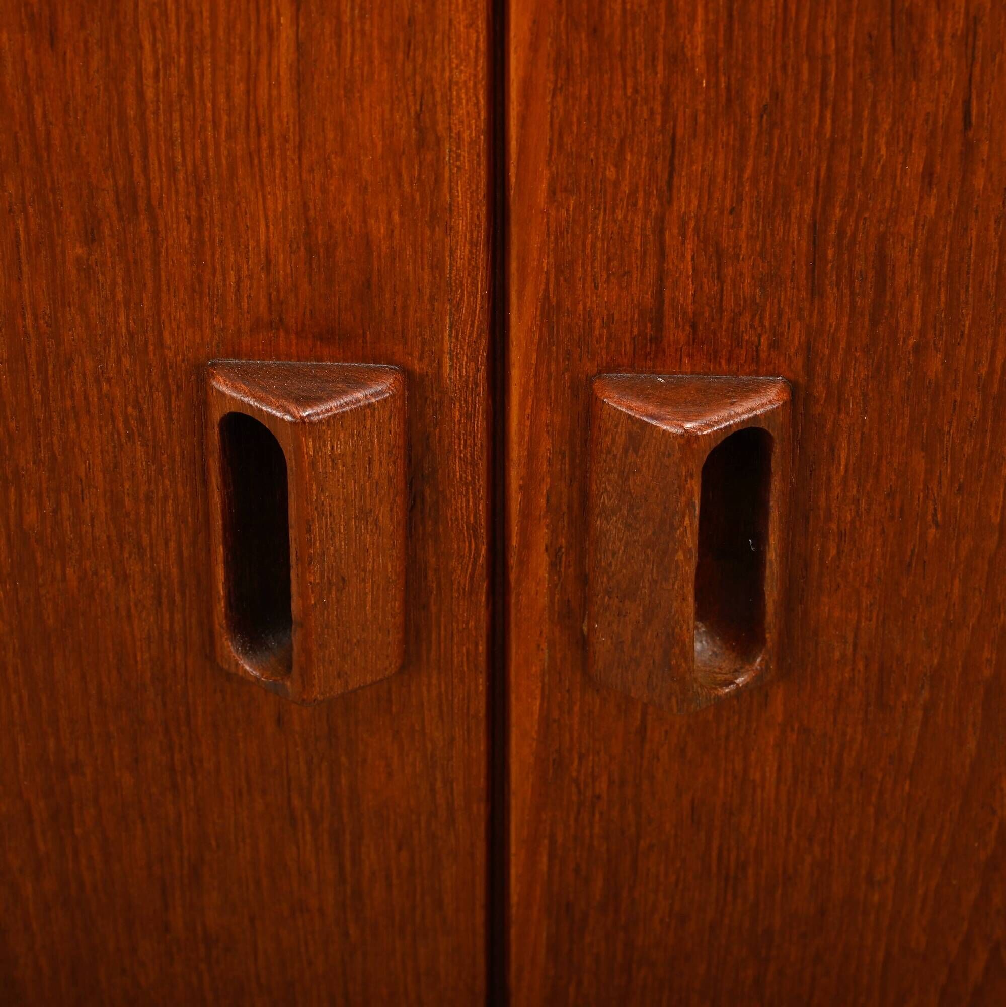 Børge Mogensen Cabinet or small Sideboard in teak and oak, Søborg Møbler