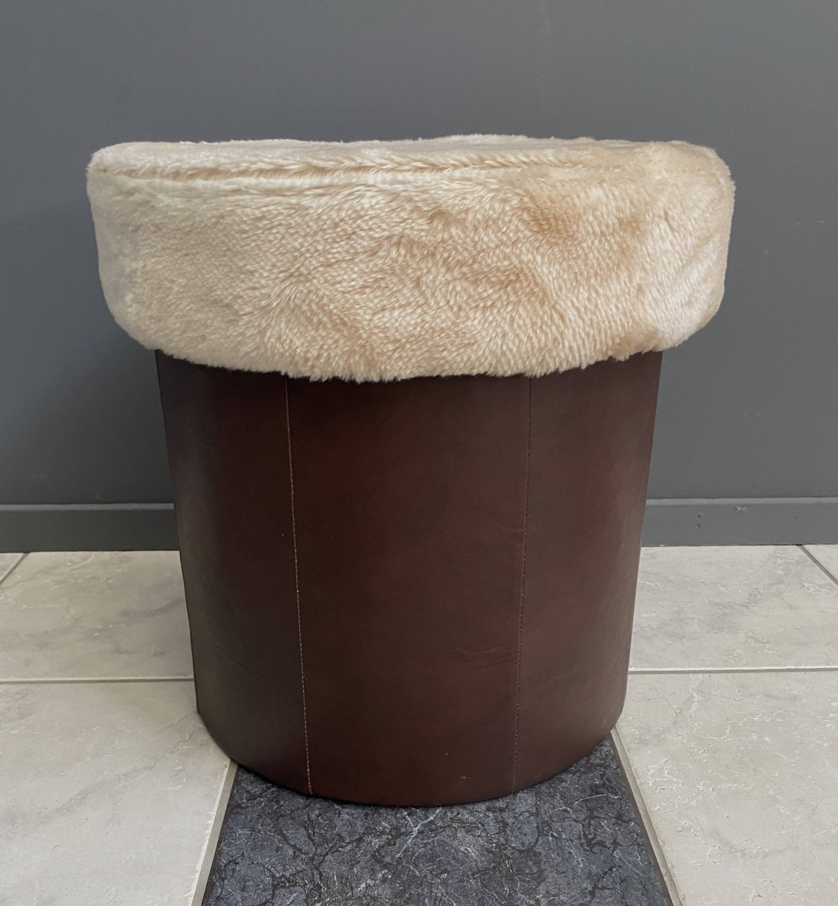 brown leatherette Pouf 1970s by VEB model 26W Raphael