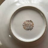 Deux tasses en porcelaine