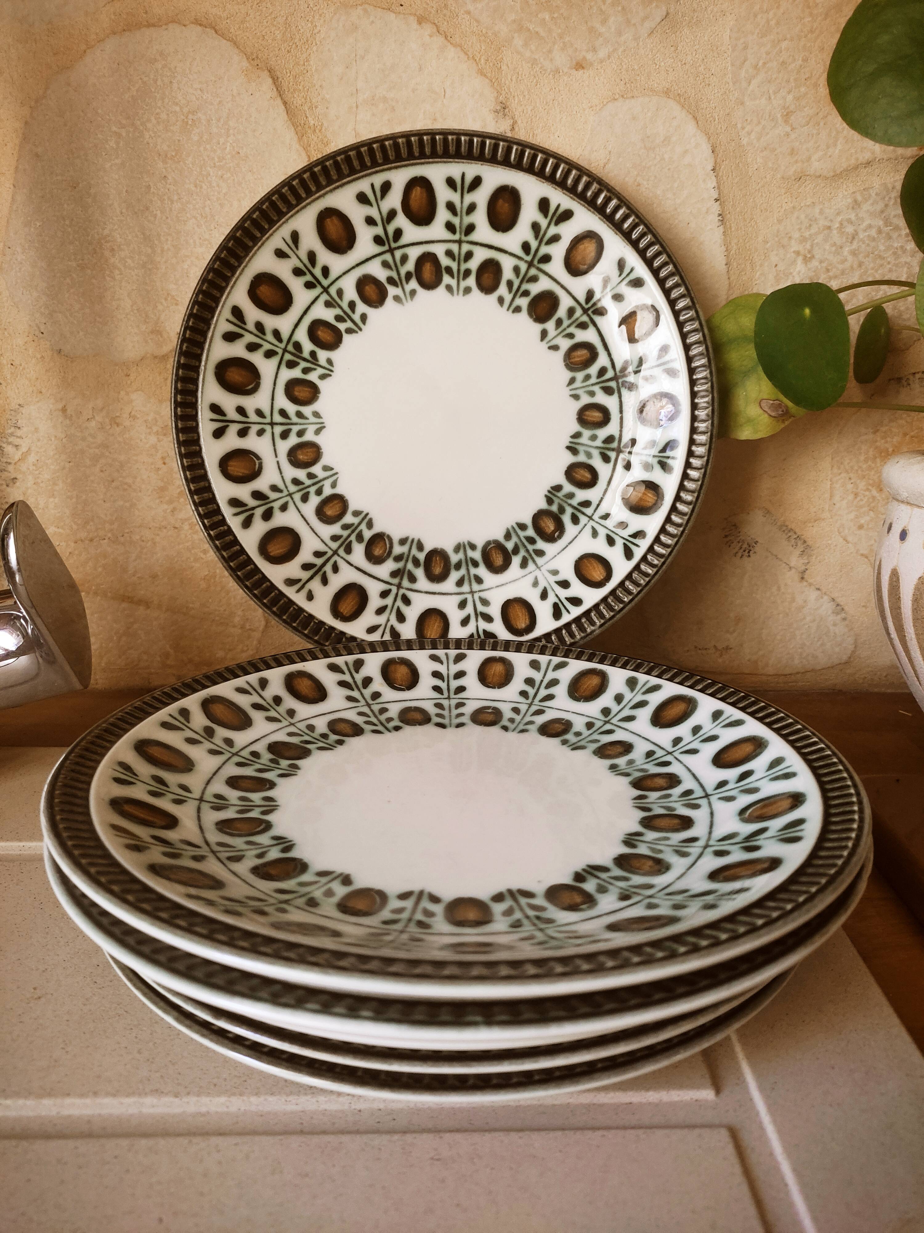 6 plates Boch nut model