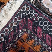 Tapis Baluch afghan ancien fait main, 107 cm x 189 cm, années 1920