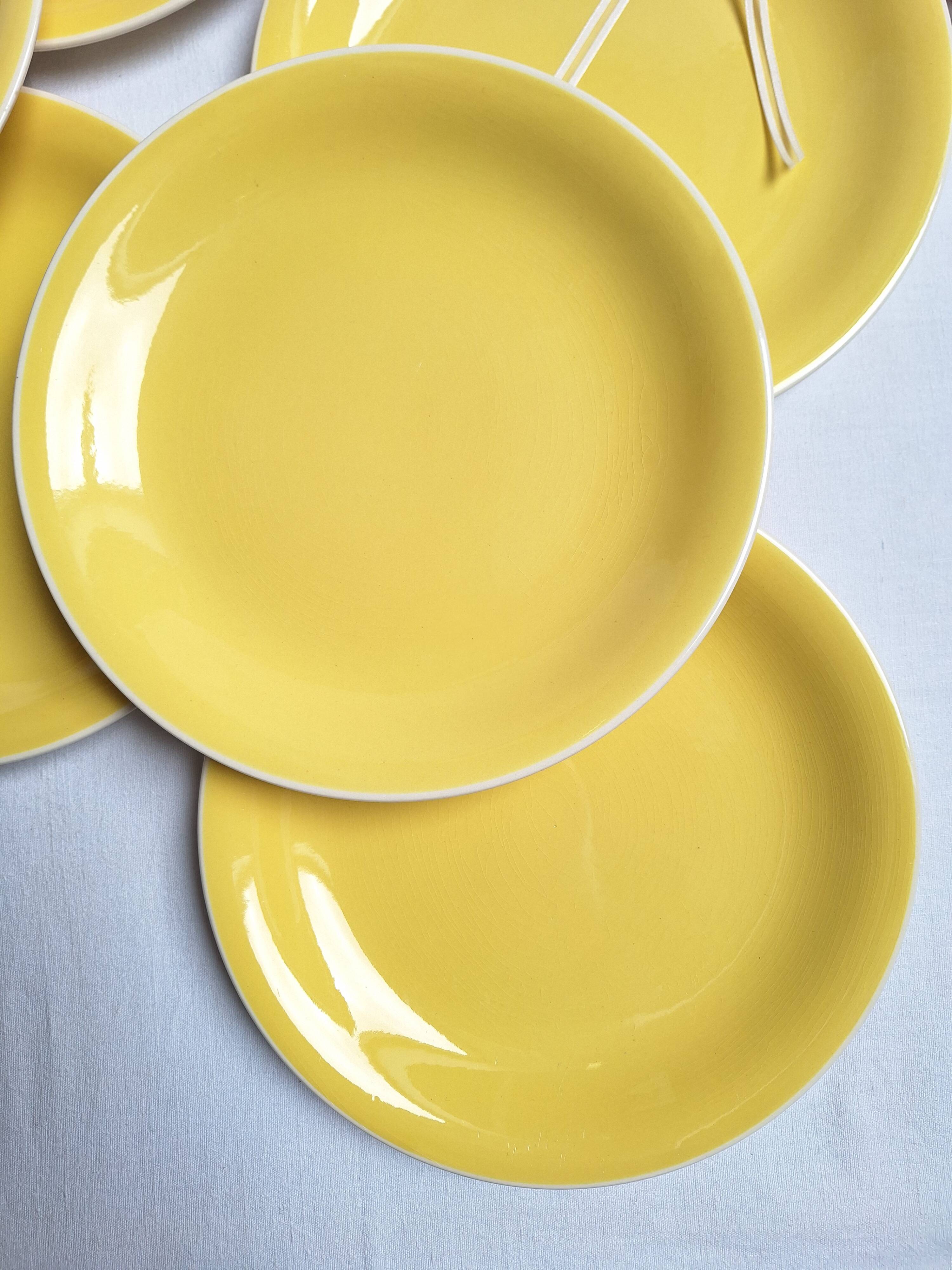 Villeroy & Boch yellow dinner plates