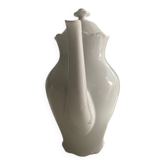 Théière en porcelaine