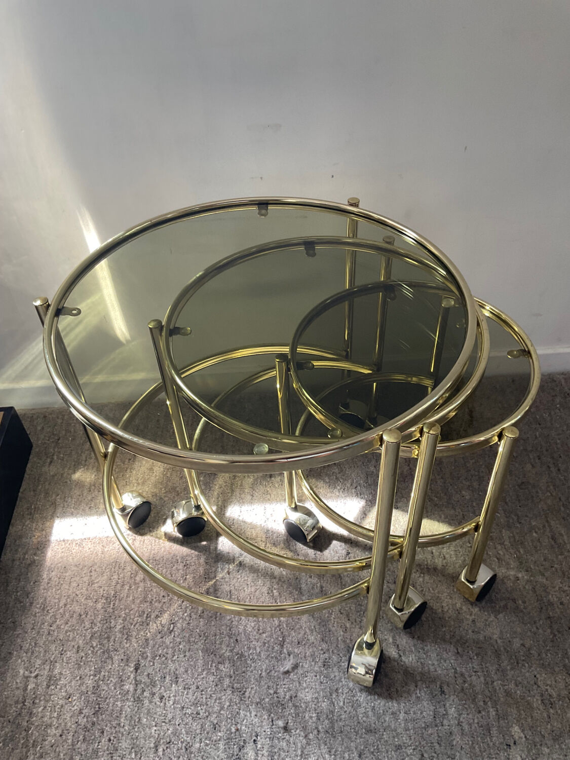 Series of 3 vintage nesting tables from the 70s-80s