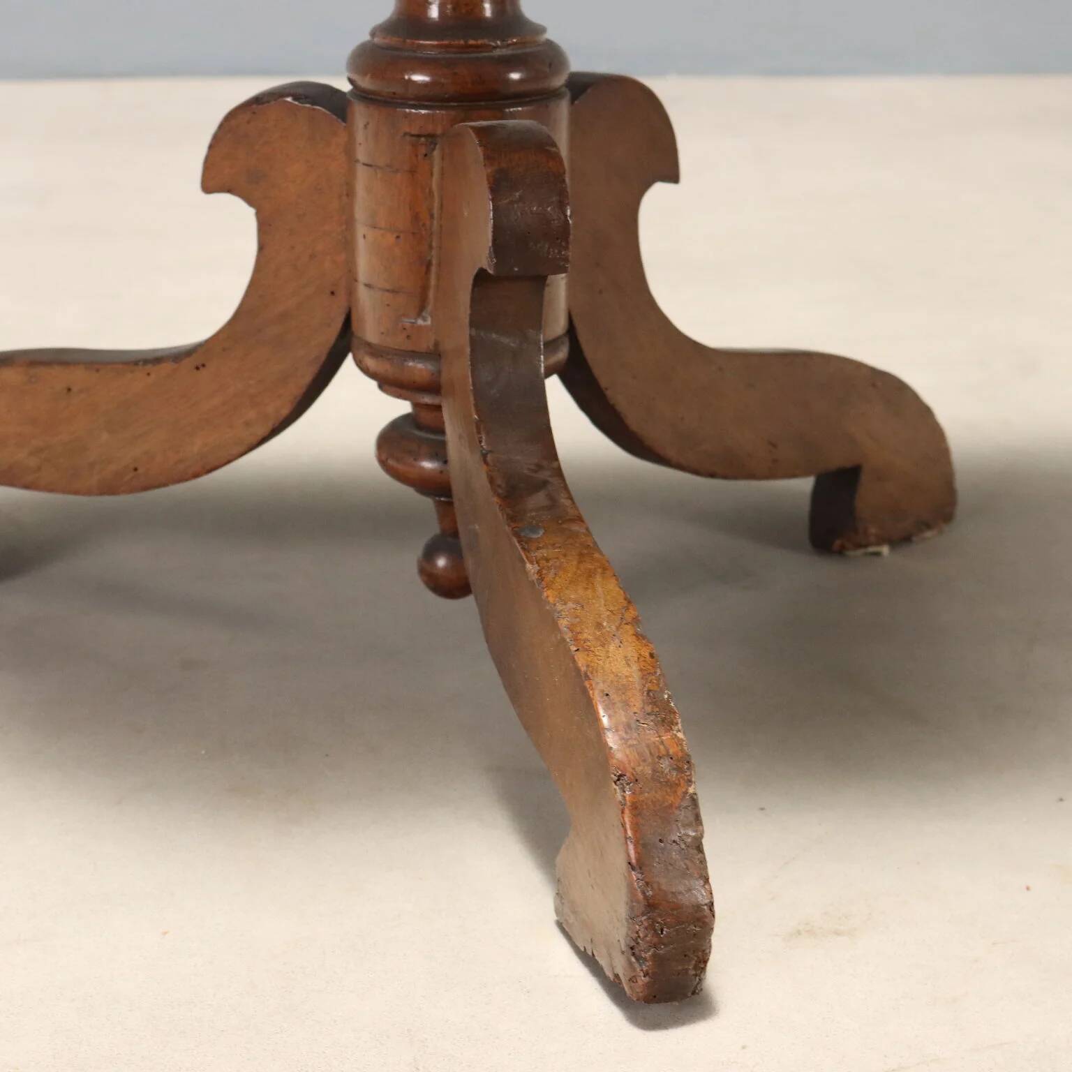 Console Louis-Philippe in walnut