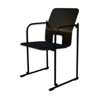 AVARTE "full Black" chair by Yrjo Kukkapuro