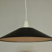 Suspension mid-century noire et blanche 1950s