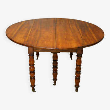 19th century round cherry table
